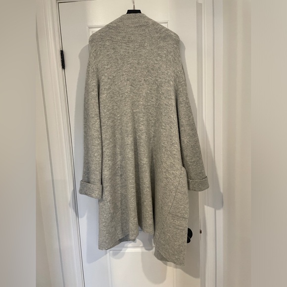 Vince clean edge cardigan coat size medium merino wool - Picture 13 of 13